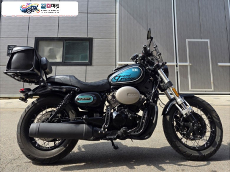 아퀼라300ss/2023년식/13,239km/점검완료