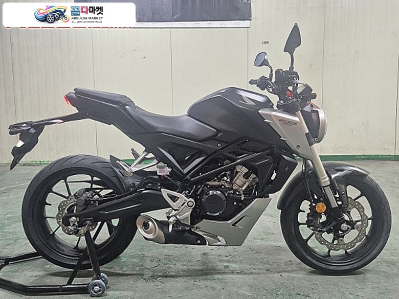 혼다 CB125R/18년식/6천KM/1인신조/입문용/출퇴근용/판매합니다