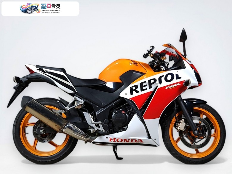 [ HONDA ] CBR300R / 슈퍼 스포츠 / 무사고 중고 매물 / 매입 및 대차 가능 / 후불 배송 서비스