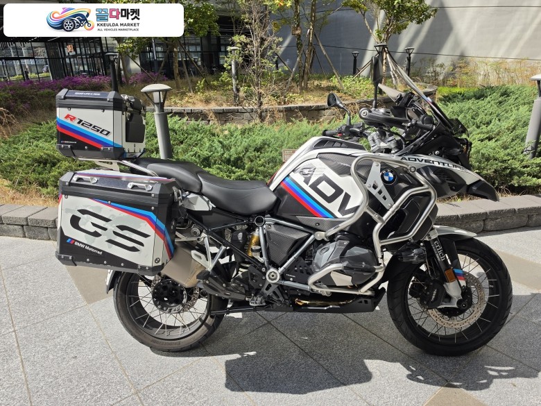 우주명차 2022년 BMW R 1250GS ADV 풀옵션 완전 무사고 차량 판매합니다.