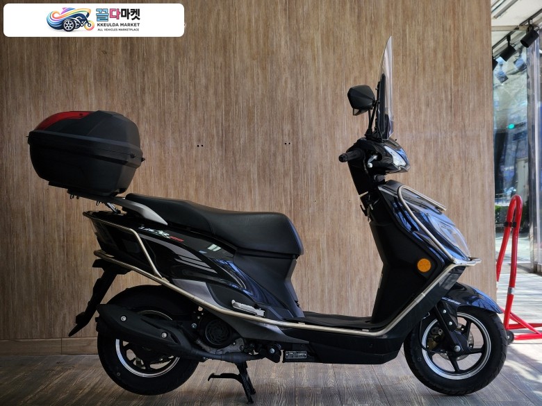 2022년식 디앤에이모터스UCR100 1인신조 62KM 신차급 판매합니다