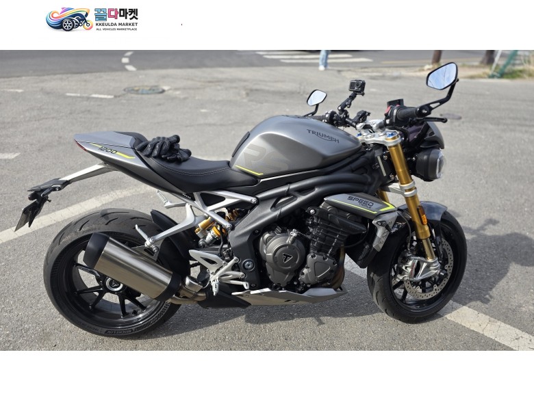 ■인하■스피드 트리플 1200 RS 판매합니다