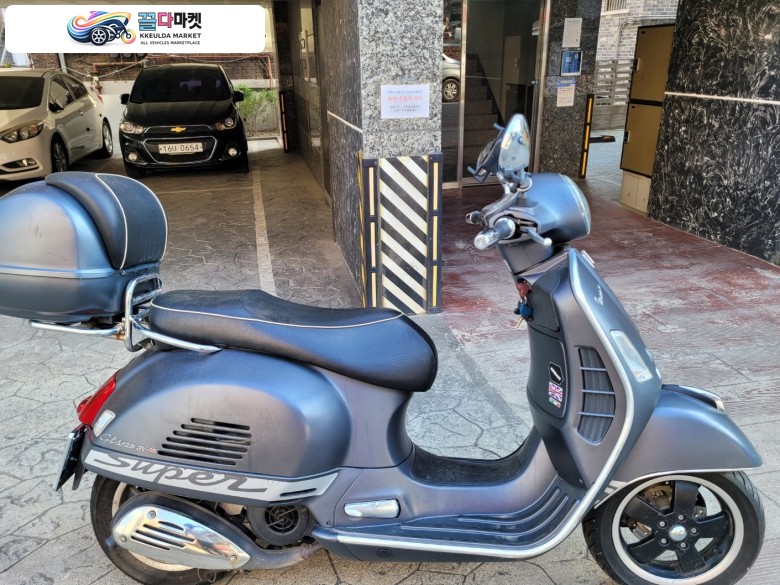 베스파 gts 125스쿠터 판매합니다
