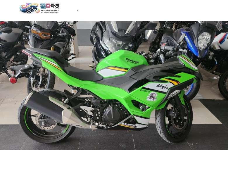 가와사키 닌자500r~~2025년식~새삥~블락 슬라이더까지~~완벽~
