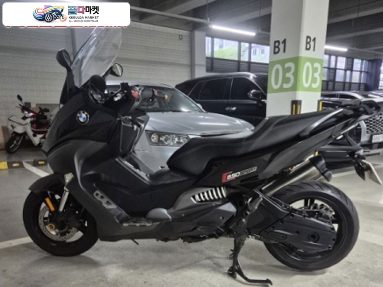 BMW  C650 스포츠 20년식 팝니다