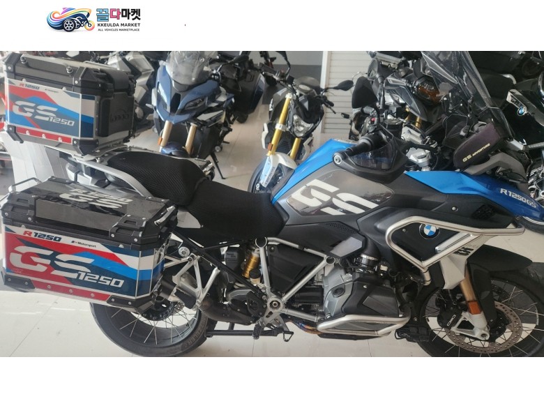 bmw r1250gs 2019년식 레무스 머플러 3박스~~짧은 주행거리