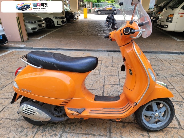 베스파 125CC 클래식 스쿠터 판매합니다