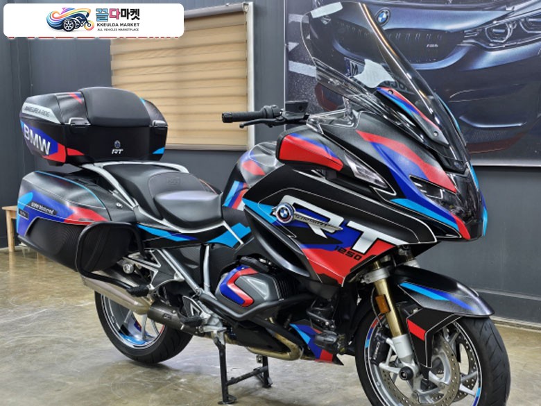 21년식 저키로수 R1250RT 팝니다.(레무스 머플러)