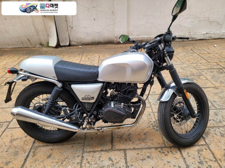 브릭스톤 BX125R 클래식 바이크 판매합니다   A+급