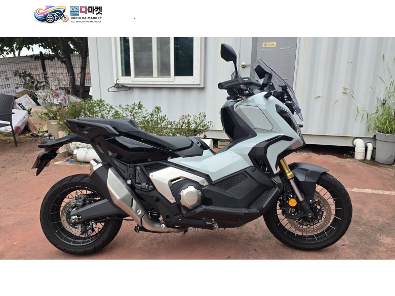 혼다 X-ADV 750 2024년식 판매합니다
