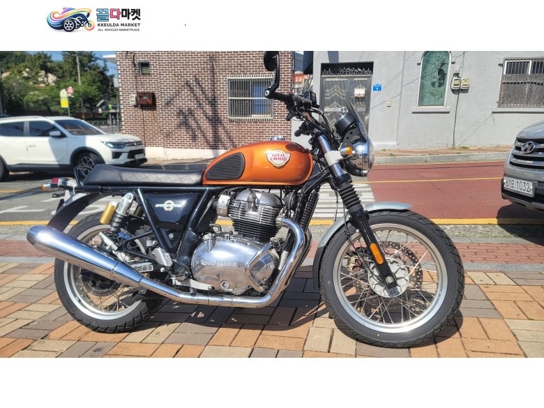 깔끔한 로얄엔필드 인터셉터650 팝니다