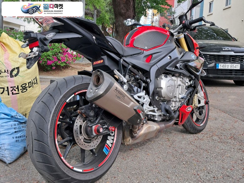 s1000r 18년식 3만 팝니다 병적관리 상태최상 스천알 싱글알 더블알
