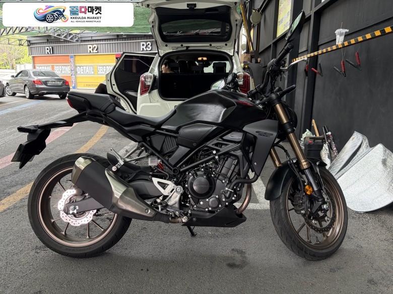 cb300r 24년식 11월출고 4000km 소폭상승