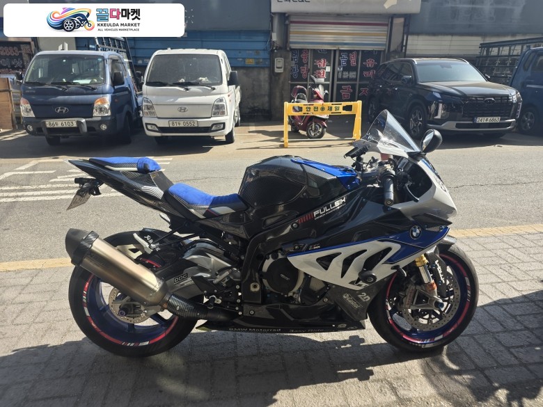 BMW S1000RR HP4 컴퍼티션모델