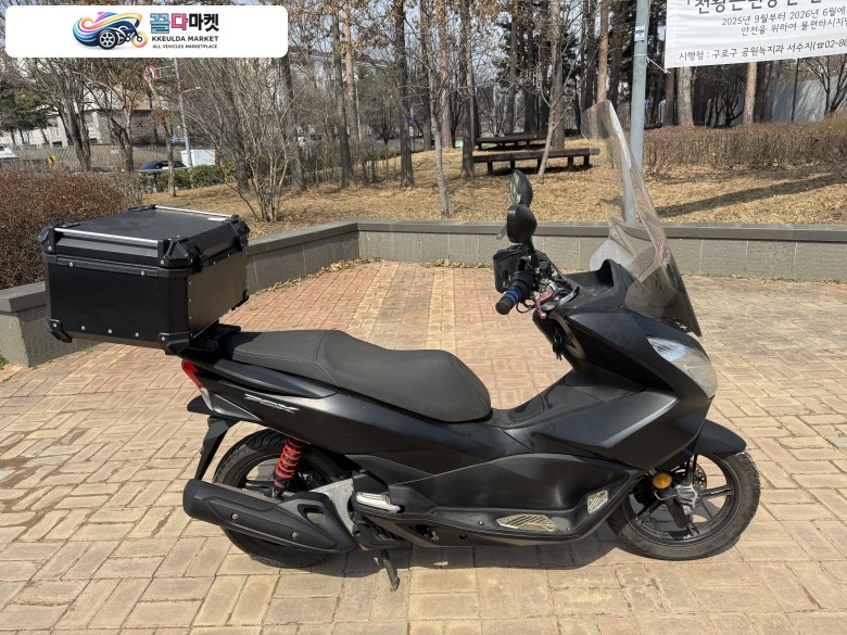 혼다 pcx125 16년형 가성비최고 짧은키로수 멧블랙컬러 생활풀옵션