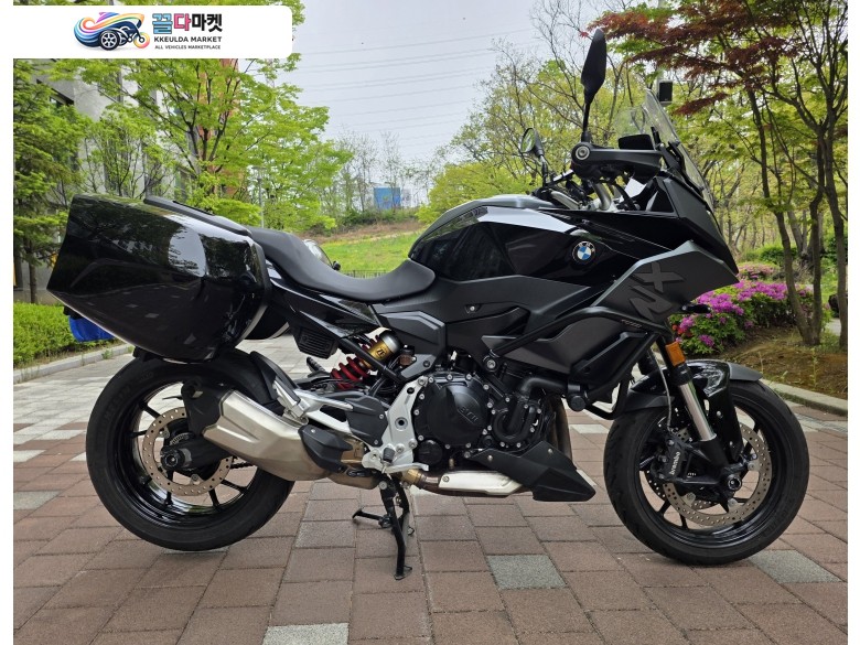 23년식 F900XR 트리플블랙 / 4,8xx km / 1인신조
