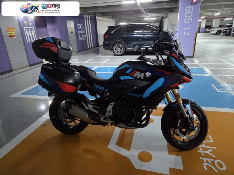 옵션좋고, 시차급 24년식 F900xr 판매합니다.