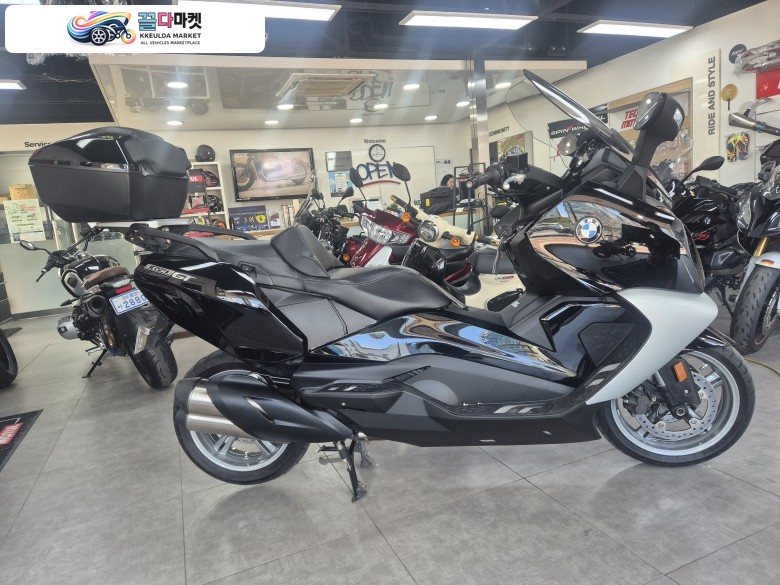 19년식 20년등록 짧은 키로수 bmw c650gt 판매합니다.