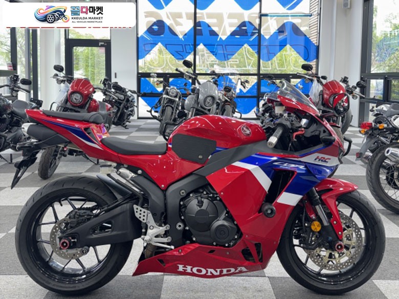 -스트리트36- 2025 혼다 CBR600RR / 전국 최고가 매입, 대차