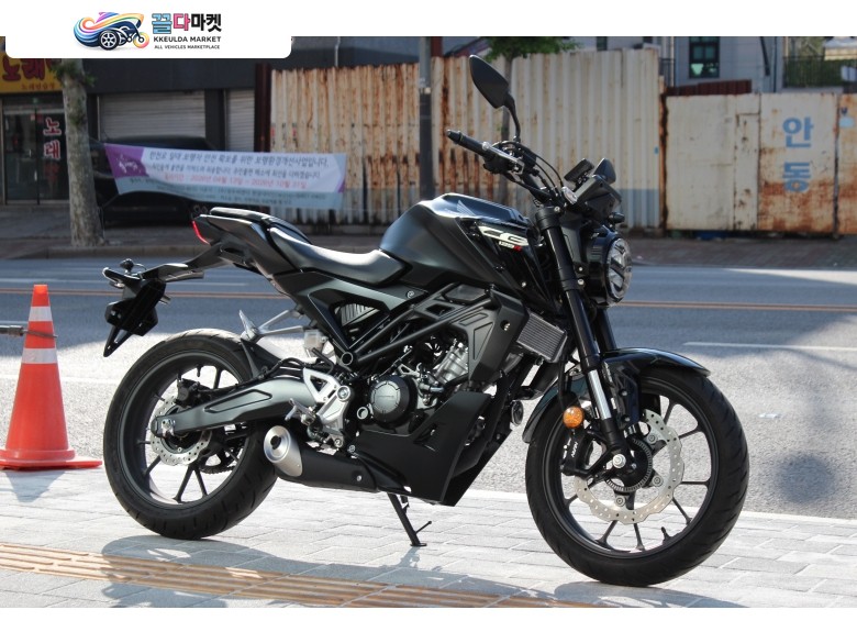 중고바이크매입 전문 / 혼다 CB125R 500km 신차급 최상급 안드로이드오토 장착 / 대차 환영 / 무이자 카드 할부