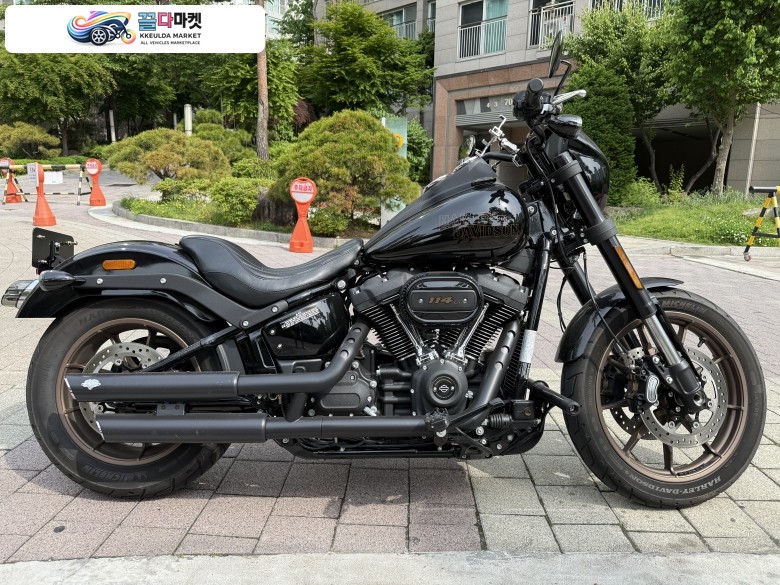 신차 수준의 할리데이비슨 로우라이더S 2175km 판매 합니다