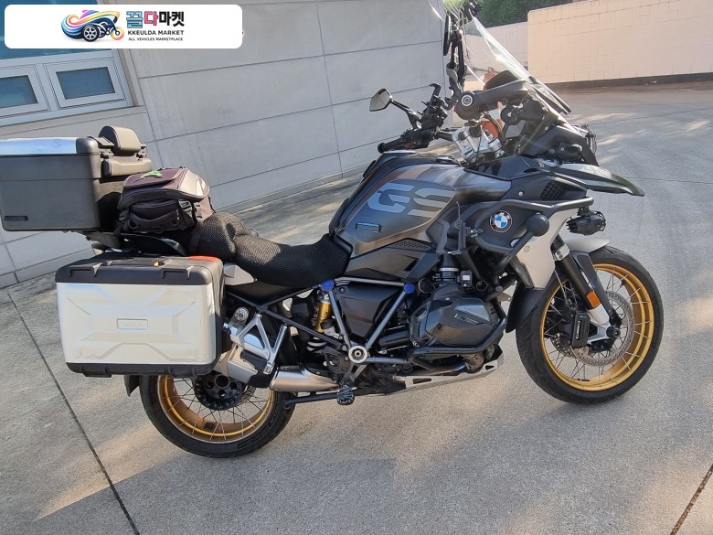 Bmw 1250gs  21년식  팝니다