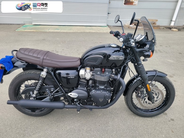 본네빌 T120 팝니다.