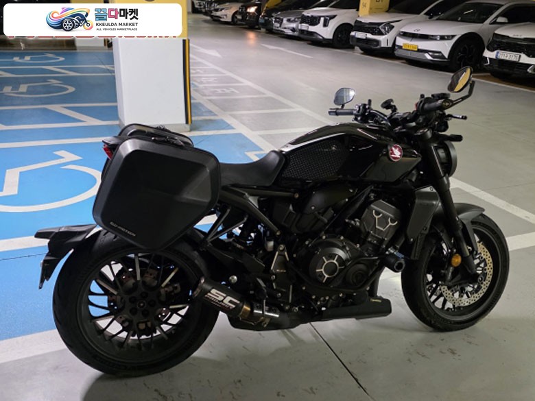 혼다 cb1000r 블랙에디션