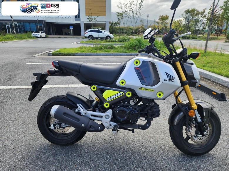 22년식 혼다 그롬 MSX124 판매 합니다. 1800km 주행