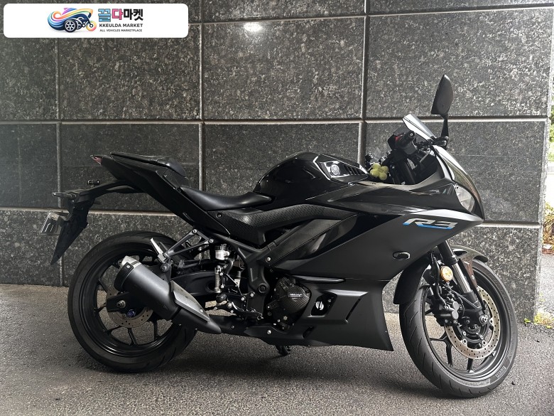 YZF-R3 23년식 블랙 18xxxkm 판매합니다