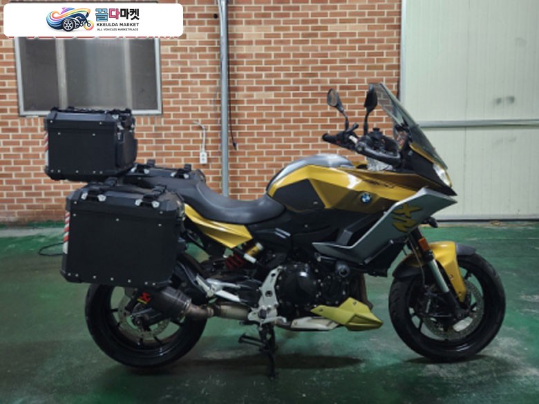 BMW F900XR 21년식 아크라구변O , 삼박스O 판매합니다~!