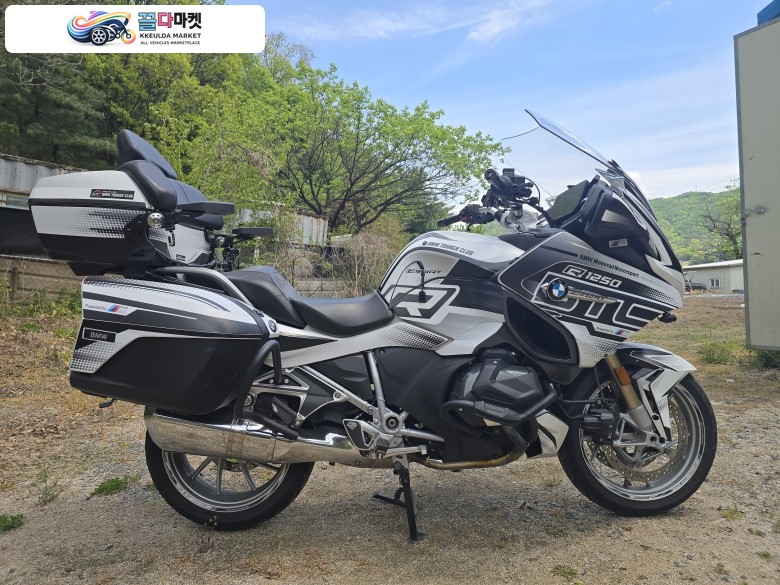 BMW R1250RT 21년식 신형 판 매