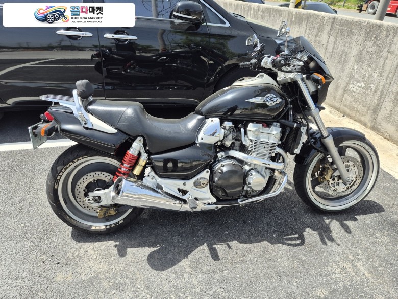 CB1300  X4 입니다