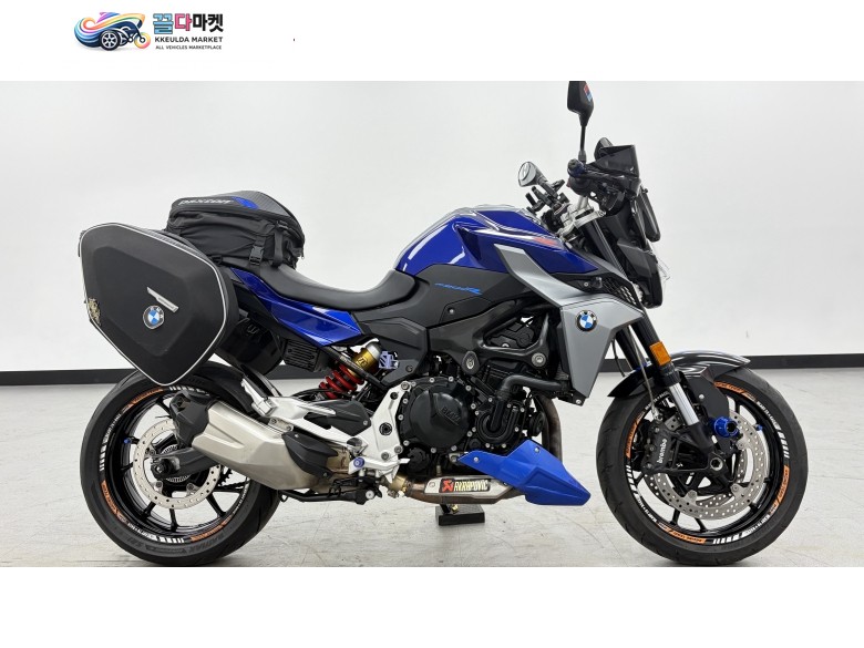 [ 매버릭바이크 ] / 실용적인 투어 옵션 구성된 BMW F900R 판매합니다.