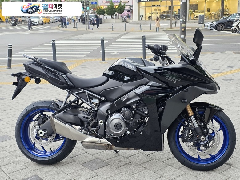 ［스즈키대리점］매입대차가능합니다. GSX-S100GT /롯데카드 4%저금리 60개월 할부/신한마이카,하나오토론,KB매직카5%대 120개월 할부!!