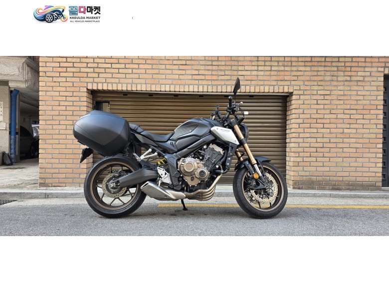 --천사바이크--22년식cb650r판매합니다.