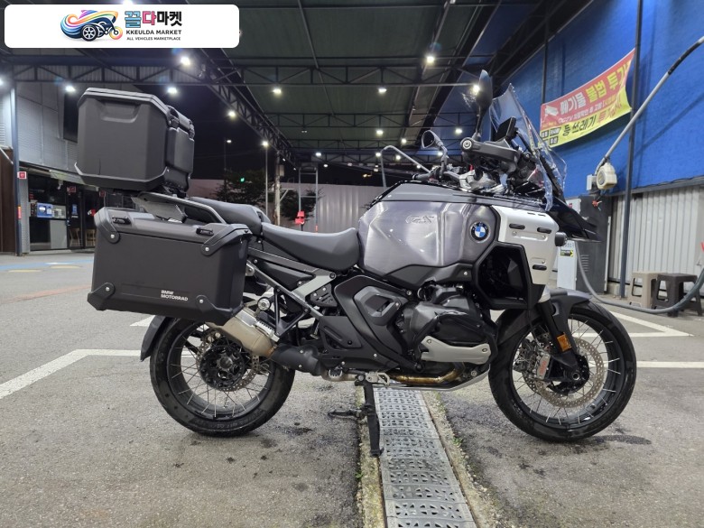 BMW R1300GS ADV 트리플블랙 수동 풀옵션