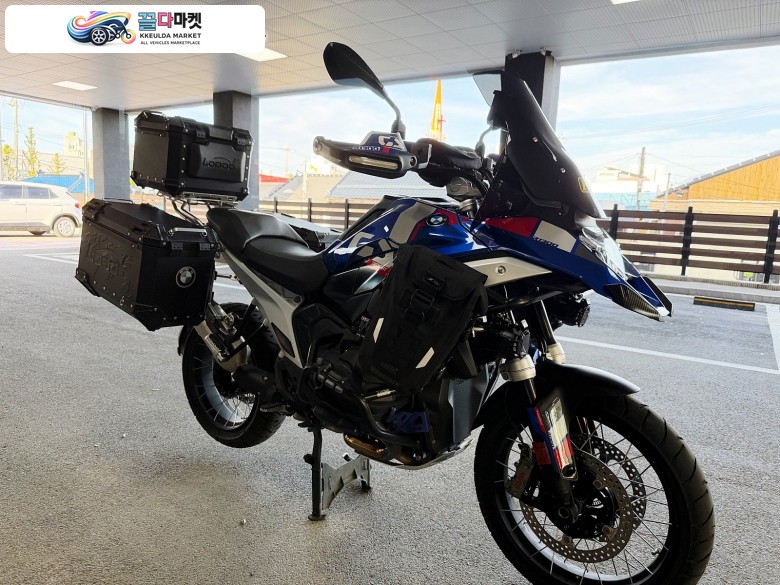 BMW R1300GS 트로피모델 판매합니다.풀옵션 (2024년식)