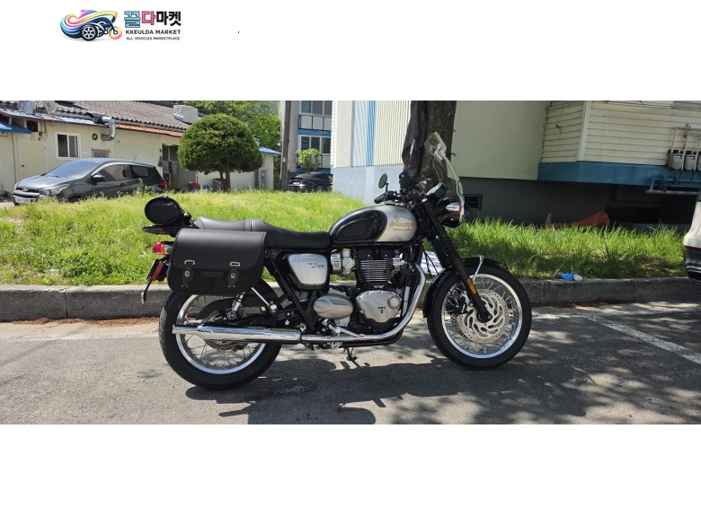 트라이엄프 본네빌 T120