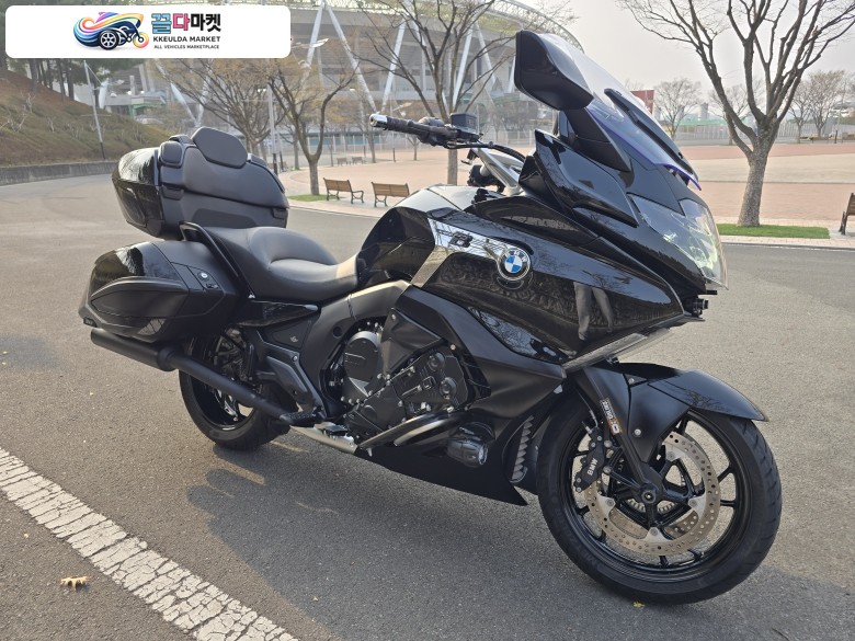 K1600B Grand America