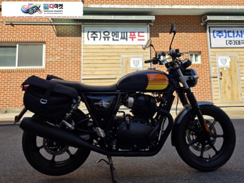 인터셉터650/24년식/1,800km/신형모델/셋팅완료/점겸완료