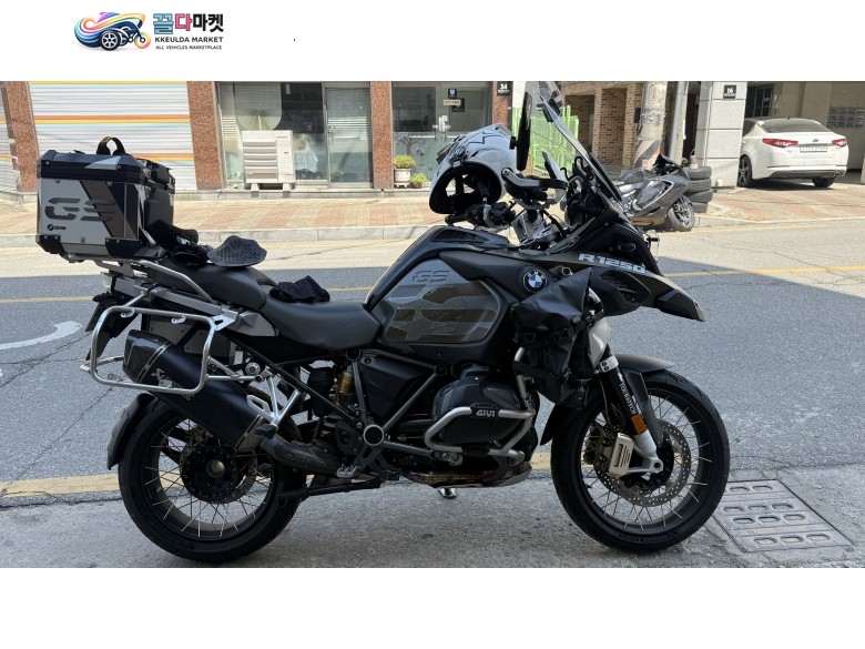 R1250GS ADV 19년식 어드방 아크라풀베기 판매합니다