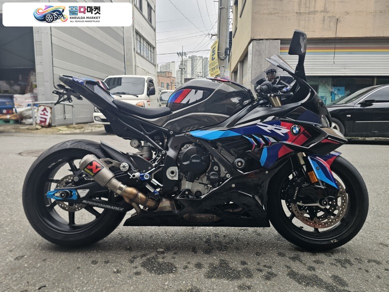 2021 bmw s1000rr 옵션좋은 바이크 25년식 카울 컨버젼 림버거 벨리팬 언더커버 판매합니다