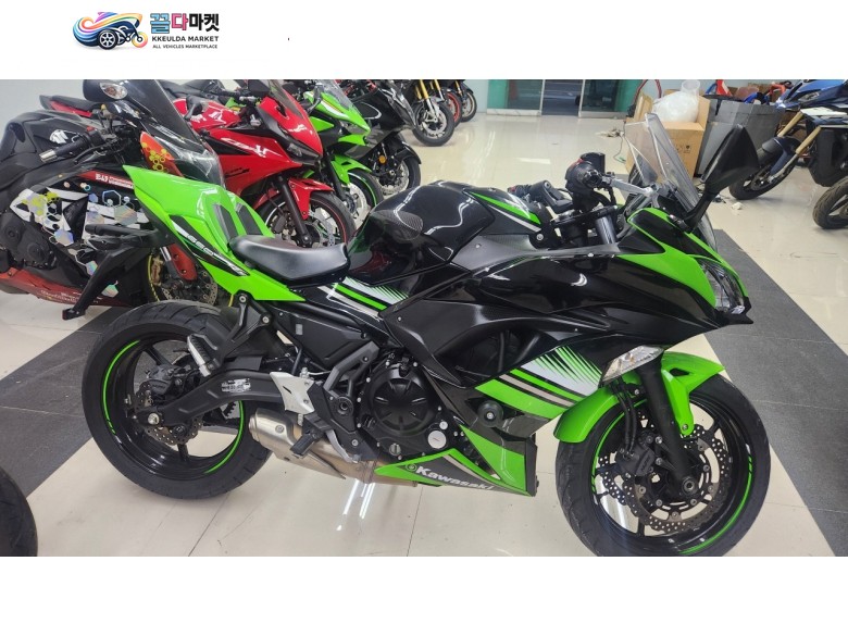 가와사키 닌자650r~~2017년식
