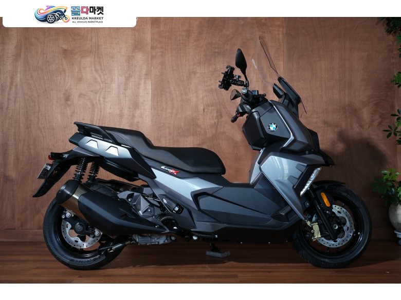 BMW / C400X / 2023 / 2,200 KM 판매/대차