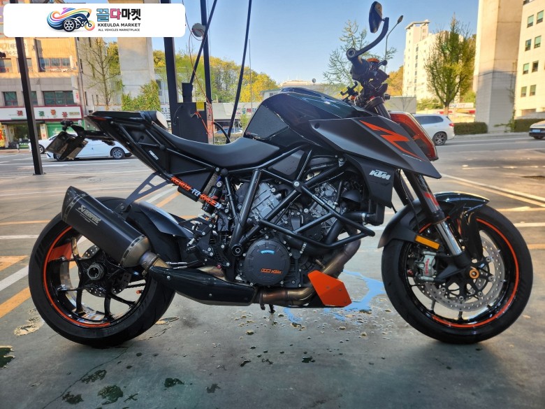 2018년식 1290r 슈퍼듀크 판매합니다