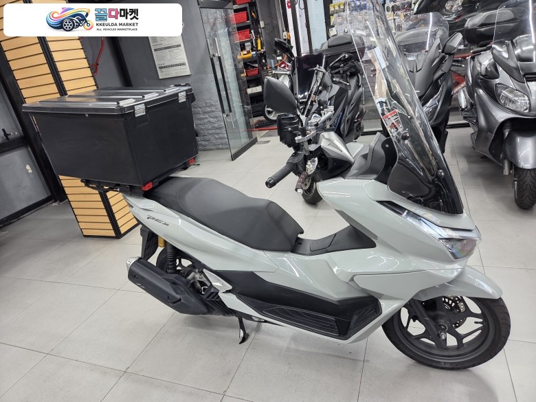 / 성남 일흥 모터스 / 상태 최상 2025년식 PCX 125