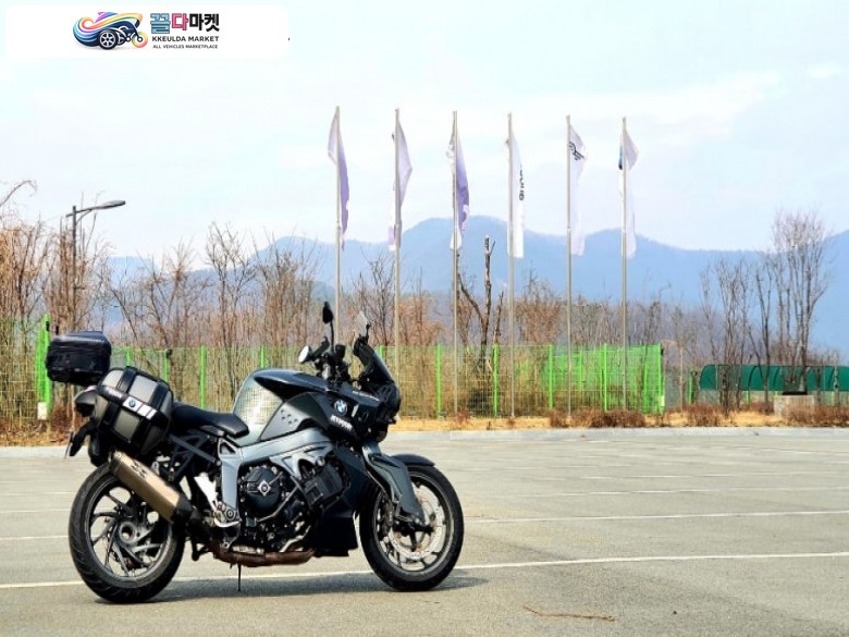 BMW K1300R 풀옵 판매 합니다.