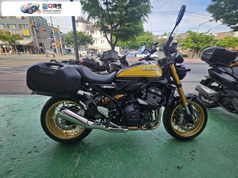 가와사키 Z900RS SE 2022 155KM 신차급 차량 중고판매 명의이전 위탁판매