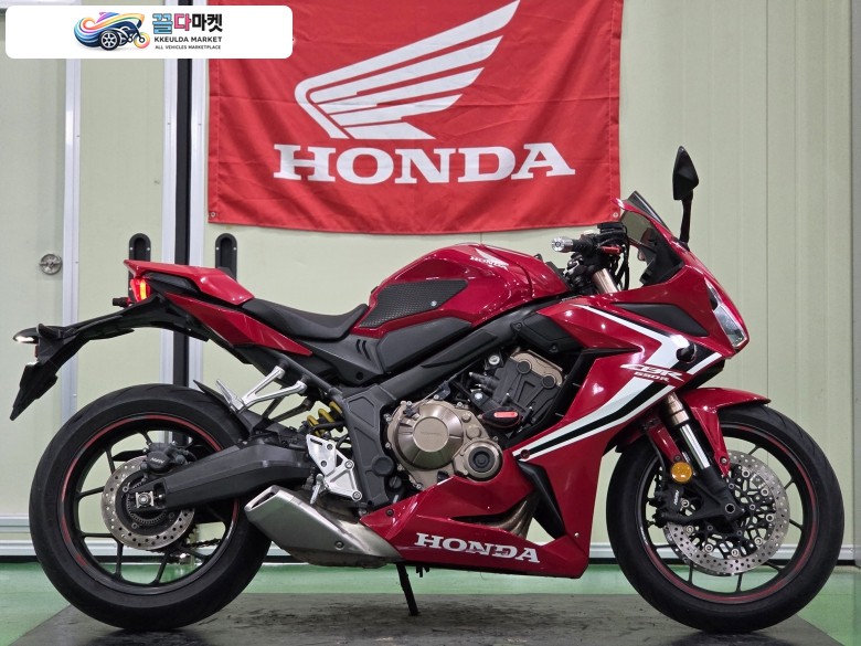 혼다 CBR650R 20년식 3만km 블박2채널 최저가 판매합니다.
